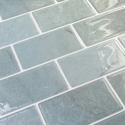 Marmorlignende grå fliseklistermærke (granite metro) set fra skrå vinkel | Stickoramic