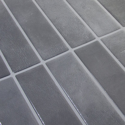 Sort fliseklistermærke (urban slate) set fra skrå vinkel - stickoramic