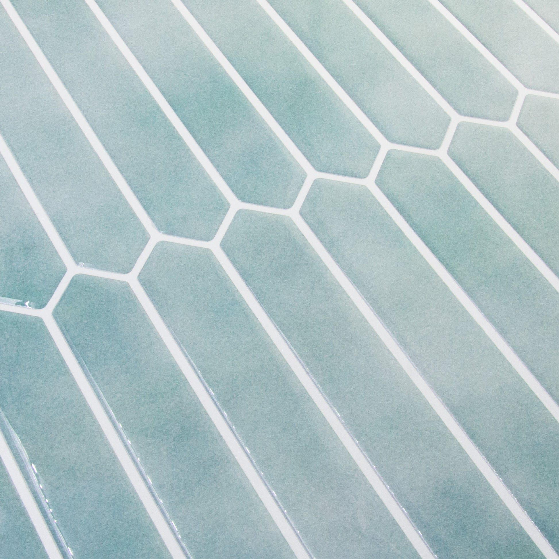 Turkisblå fliseklistermærker (turquoise tides) fra skrå vinkel - stickoramic