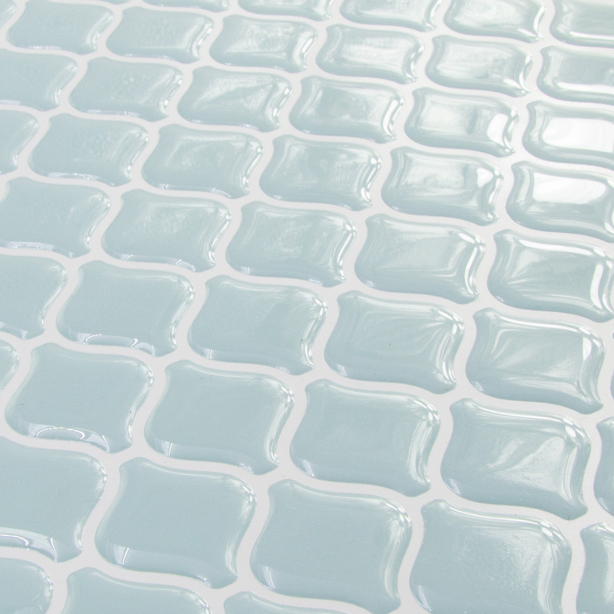 Turkisblå peel and stick flise (Blue Pearl) skrå vinkel - Stickoramic